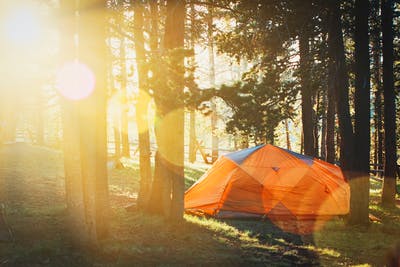 Tempat camping. (Foto: Pexels/Tugu Jatim)