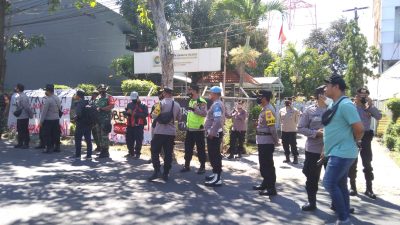 Bonek Demo di Stasiun Televisi Suarakan Tuntutan, 583 Personel Polisi Siap Siaga