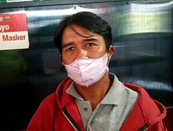 Penangkapan Pengendara Ugal-ugalan Naik Motor sambil Tiduran di Pasuruan, Ternyata Tukang Ojek Dibayar buat Konten