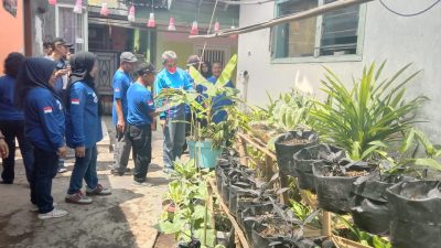 Juri dari Dispangtan Kota Malang melakukan penilaian budidaya tanaman dan pemanfaatannya.