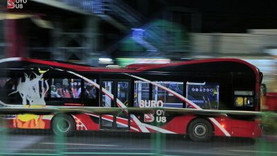 Bus Suroboyo. (Foto: Dok IG Suroboyo Bus/Tugu Jatim)