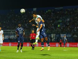 Aremania Kecewa Minta Ganti Pelatih, Usai Arema FC Gagal Kalahkan PSS Sleman di Kandang Sendiri