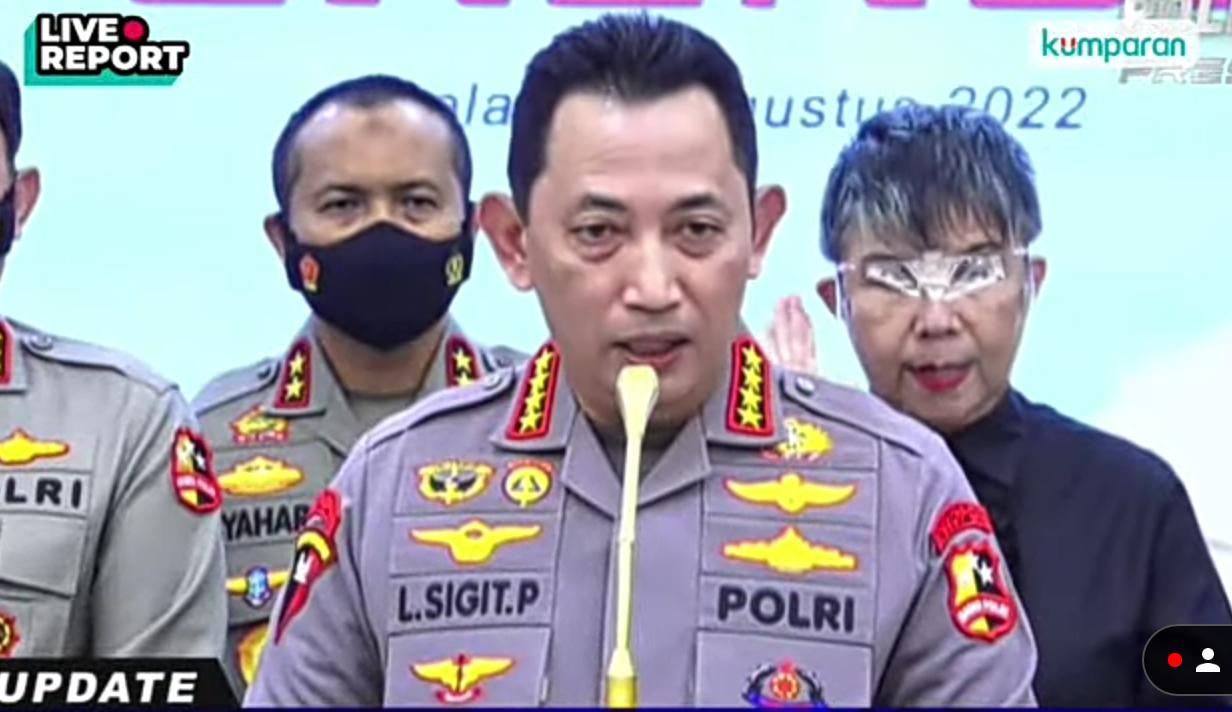 Kapolri, Jenderal Listyo Sigit Prabowo mengumumkan Irjen Ferdy Sambo sabagai tersangka kasus pembunuhan Brigadir.
