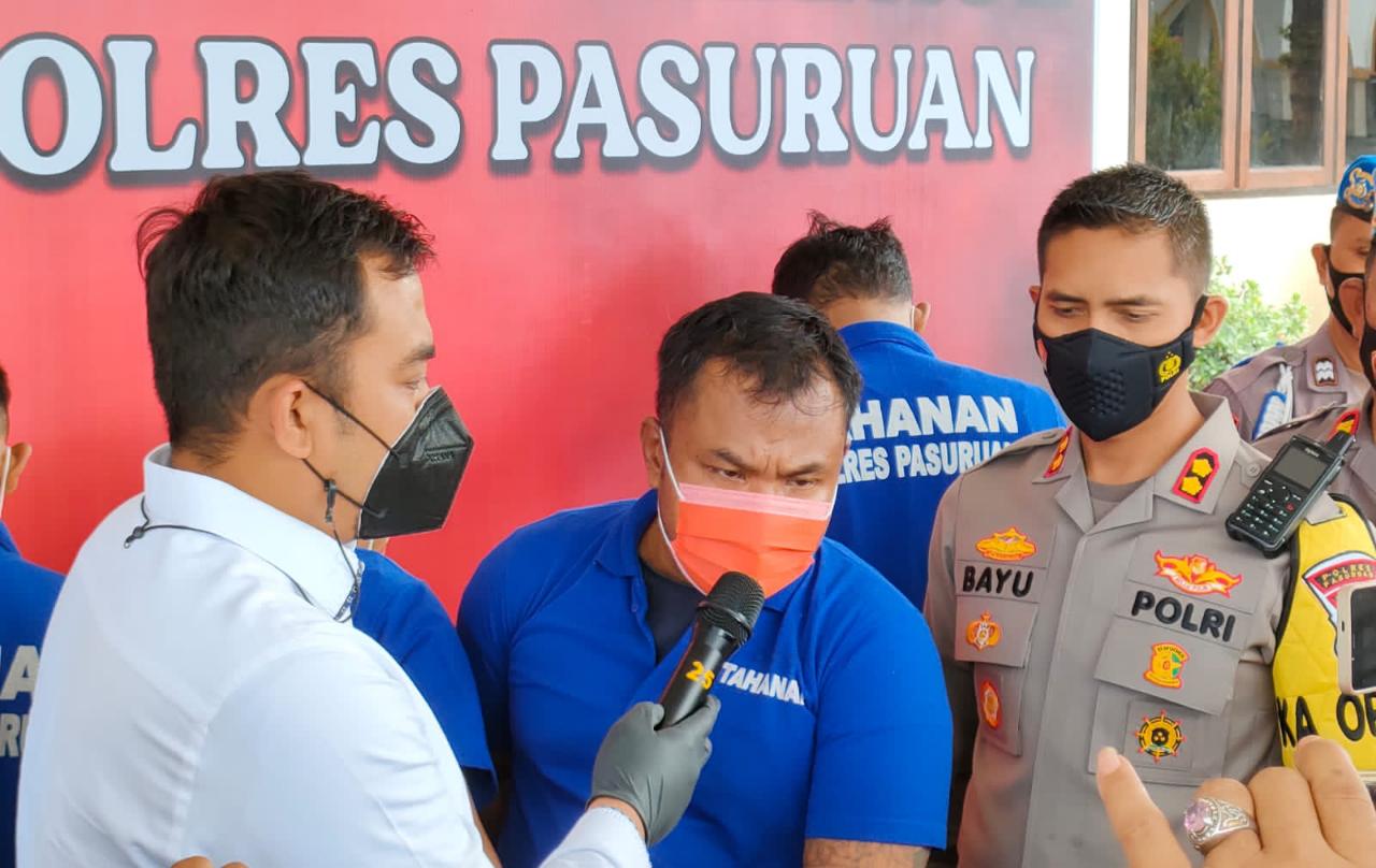 Suami kades. (Foto: Laoh Mahfud/Tugu Jatim)