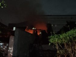Gudang Percetakan di Tenggilis Tengah Surabaya Terbakar, Penyebab Masih Diselidiki