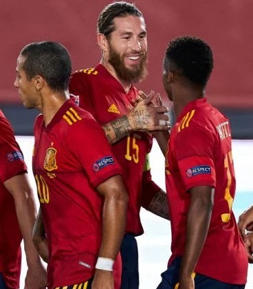 Sergio Ramos. (Foto: Instagram @Selección Española de Fútbol/Tugu Jatim)