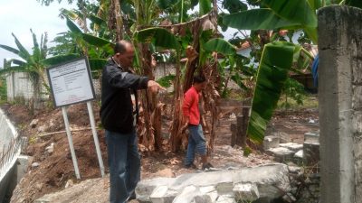 Kasus tembok pagar roboh.(Foto: Mochamad Abdurrochim/Tugu Jatim)