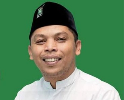 ketua dprd kabupaten lumajang tugu jatim