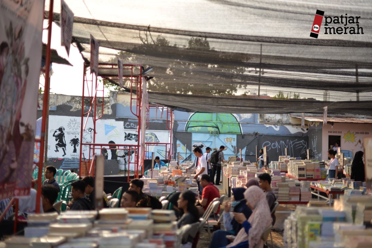 Patjarmerah Plat L, Festival Kecil Literasi Keliling Nusantara Singgah di Surabaya Akhir Oktober 2022 2 Patjarmerah Plat L. (Foto: Dok Patjarmerah/Tugu Jatim)