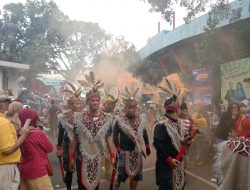 Karnaval Kota Malang Meriah, Wisatawan Lokal hingga Manca Negara Terpesona