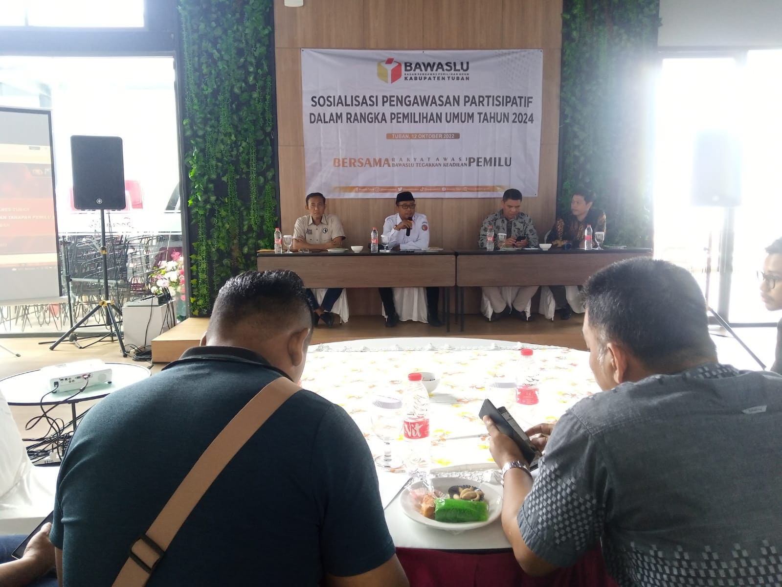 Bawaslu Kabupaten Tuban.(Foto: Mochamad Abdurrochim/Tugu Jatim)