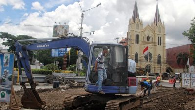 Rel trem kuno. (Foto: Rubianto/Tugu Malang)