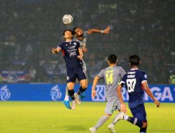 Babak Pertama Arema FC vs Persebaya, Sama-Sama Kuat hingga 4 Gol Tercipta
