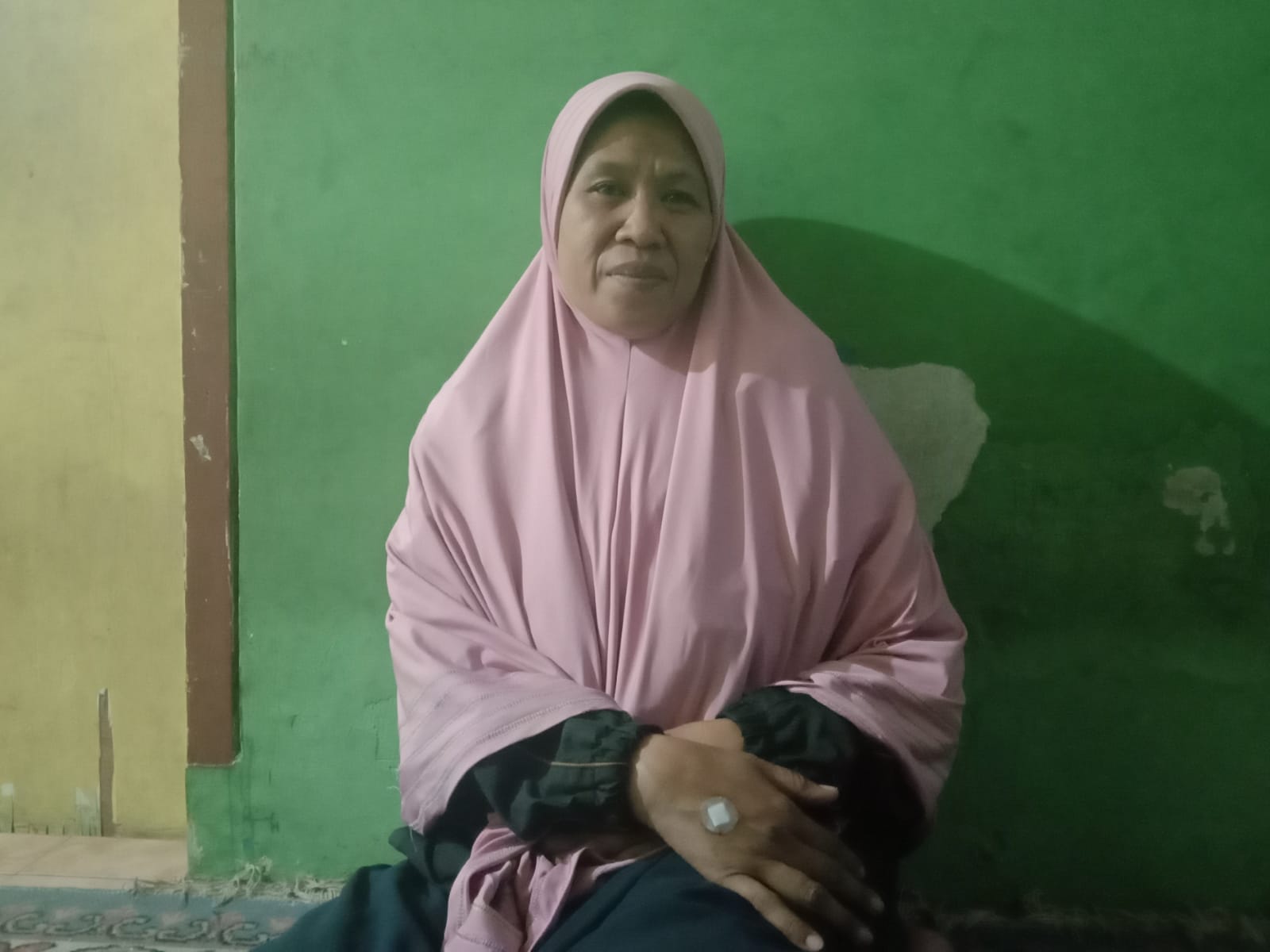 Kesaksian Korban Tragedi Kanjuruhan: Suporter Turun Lapangan Peluk Pemain, Bukan Mengacau