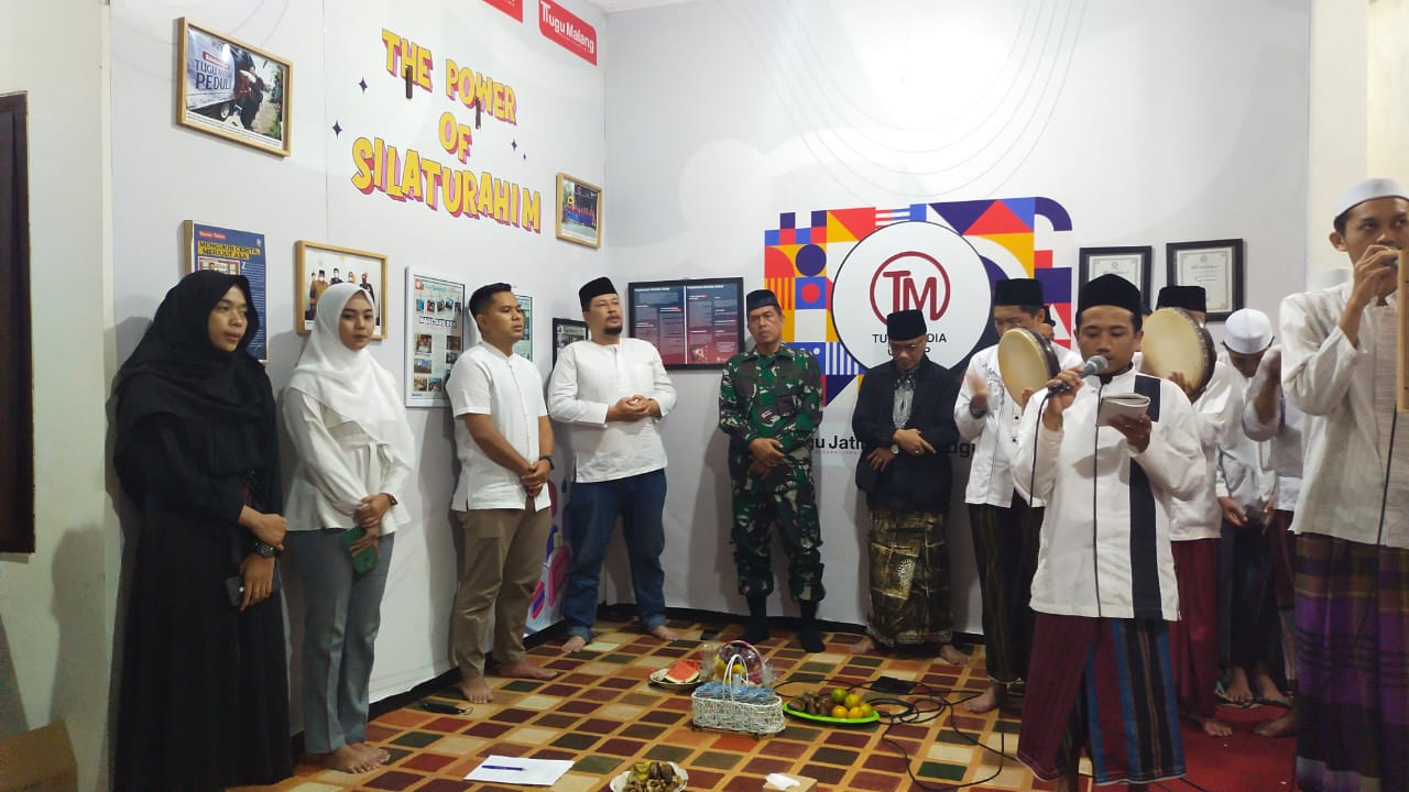 maulid nabi muhammad tugu jatim
