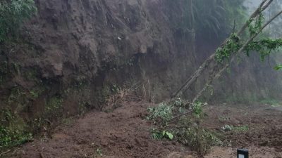 Hujan Deras, 2 Titik Longsor Terjadi di Lereng Gunung Bromo