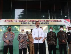 Kunjungi Korban Tragedi Kanjuruhan di RSSA Malang, Jokowi Doakan agar Segera Pulih dan Janji Usut Kasus