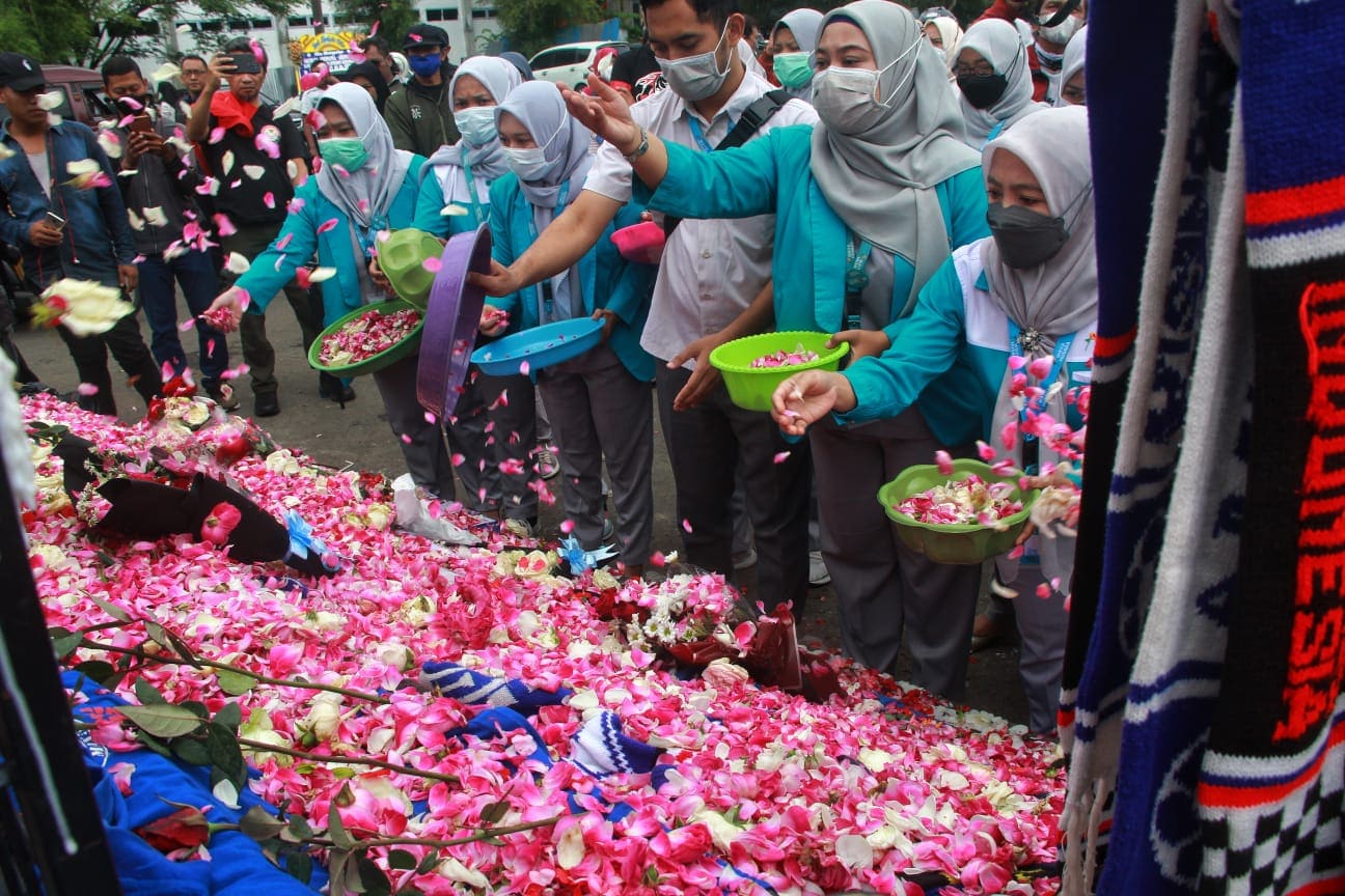 Aksi solidaritas. (Foto: Rubianto/Tugu Malang)