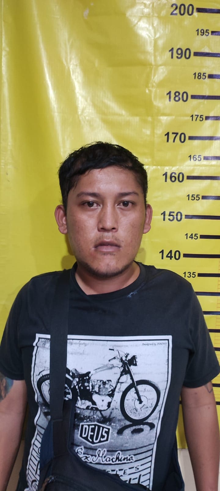 2 Debt Collector BNI Surabaya Diduga Pukul Nasabah, Gara-gara Tak Mampu Bayar Tagihan Kartu Kredit 2 Debt collector BNI. (Foto: Polsek Tambaksari Surabaya/Tugu Jatim)
