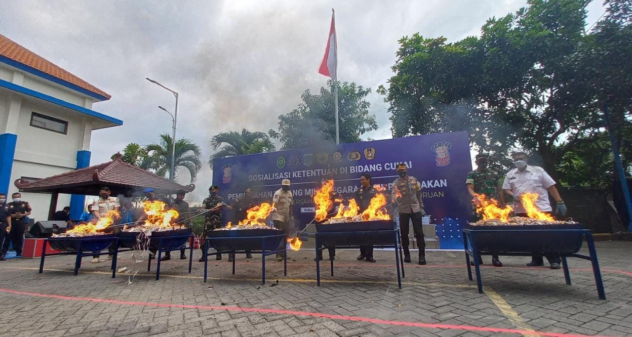 Bea Cukai Pasuruan. (Foto: Laoh Mahfud/Tugu Jatim)