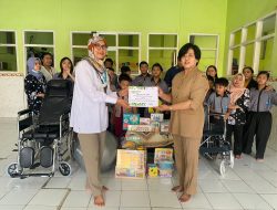 Bekerja dengan Hati, Pegadaian Kanwil XII Surabaya Salurkan Bantuan Difabel di SLB Yayasan Permata Hati