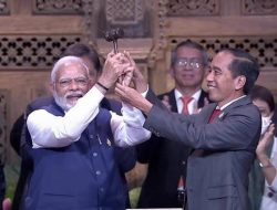 Penutupan KTT G20 di Bali, Presiden Jokowi Serahkan Presidensi G20 2023 ke PM India