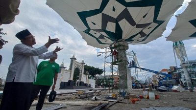 Pembangunan Payung Madinah Masih 80 Persen, Gus Ipul Minta Kontraktor Rampungkan sebelum Tahun Baru