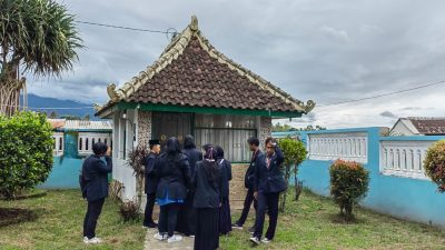 uin malang tugu jatim