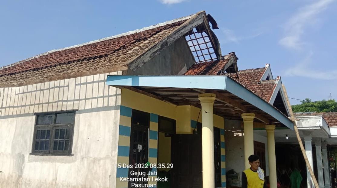 puting beliung tugu jatim