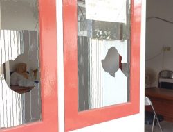 Dugaan Kantor Pasar Poncol Pasuruan Dirusak, 2 Jendela Dipecah dengan Gagang Celurit