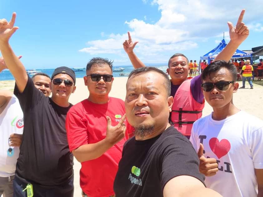 Tingkatkan Kekompakan Karyawan dan Pimpinan, PT Pegadaian Kanwil 12 Jatim Gelar Outbound dan Employee Gathering di Bali 2 Pegadaian Kanwil 12.