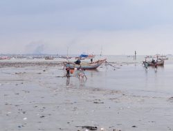 Pasca Diterjang Cuaca Ekstrem, Aktivitas Nelayan Tuban Kembali Normal