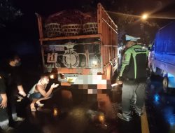 Pemotor Tewas Masuk Kolong Truk di Sumberpucung Malang, Diduga Gagal Salip Mobil