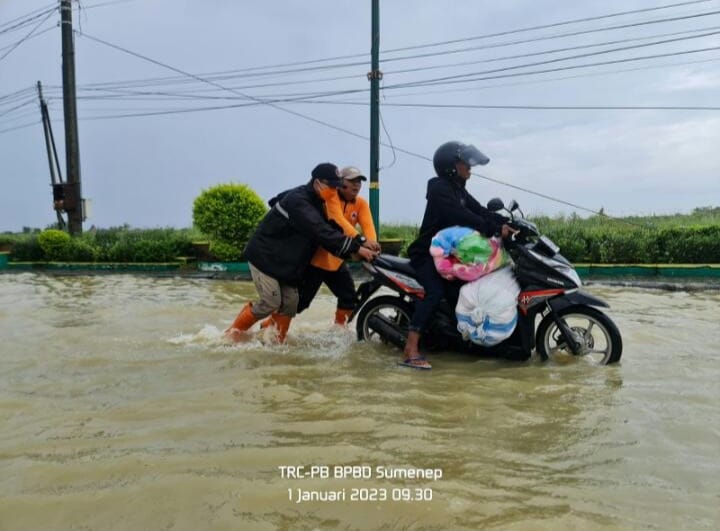 banjir sumenep tugu jatim