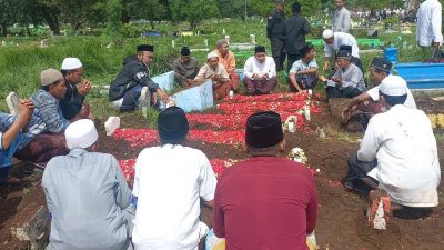 kereta api tugu jatim