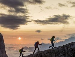 7 Tips Mendaki Gunung Bagi Pemula