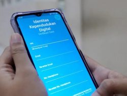 Blangko e-KTP Habis, Warga Surabaya Diimbau Manfaatkan KTP Digital