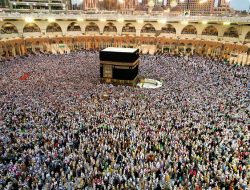 Biaya Haji Diusulkan Naik, Calon Jemaah Dikasihani