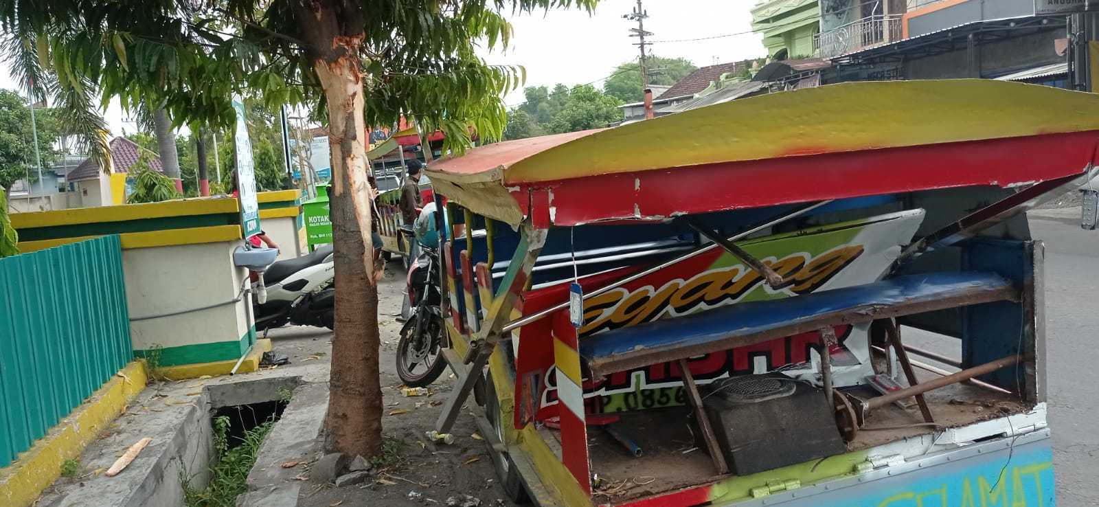 Kereta kelinci maut.