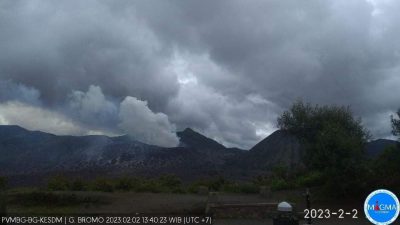 gunung bromo tugu jatim