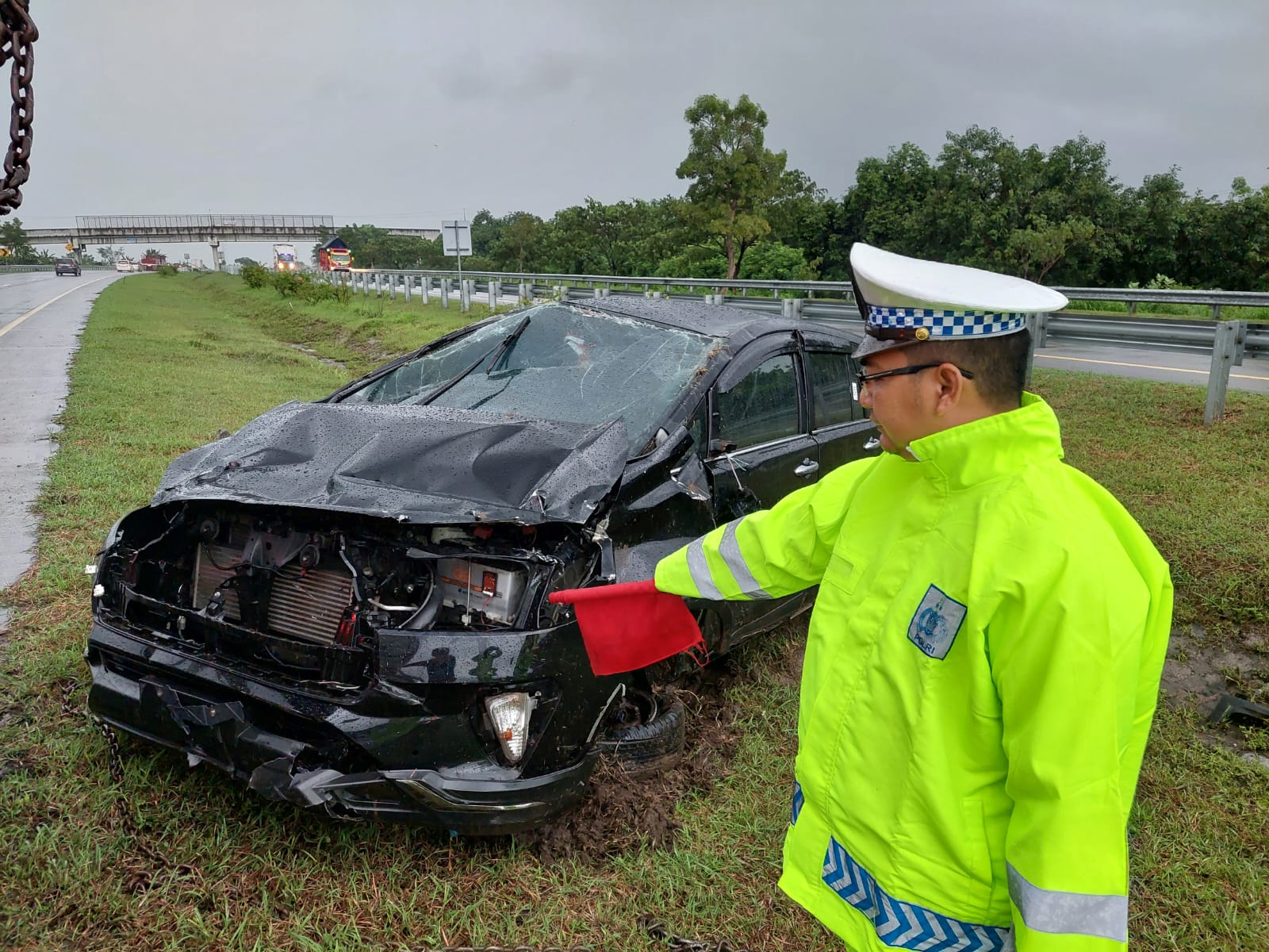 bangkesbangpol tugu jatim