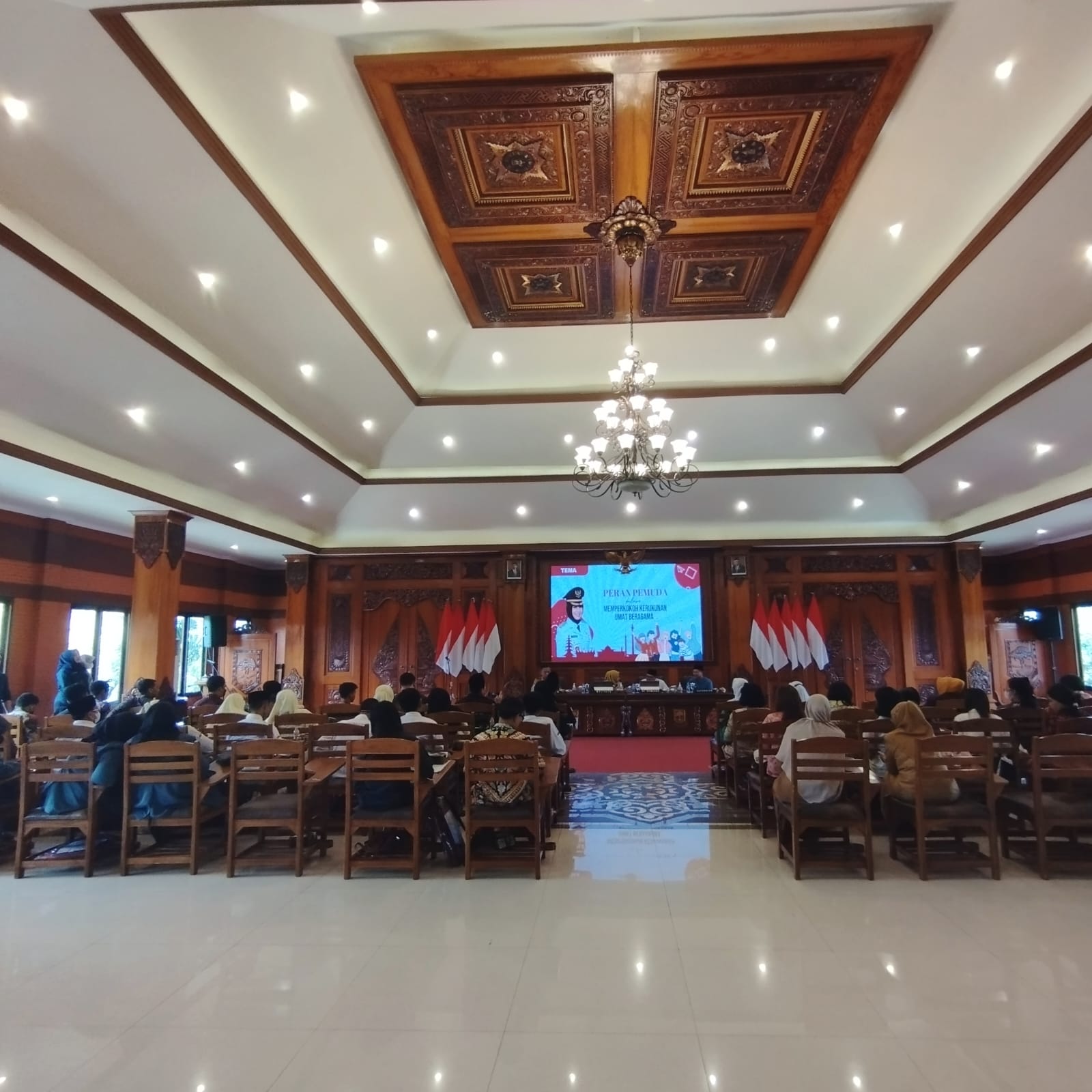 pemuda tugu jatim