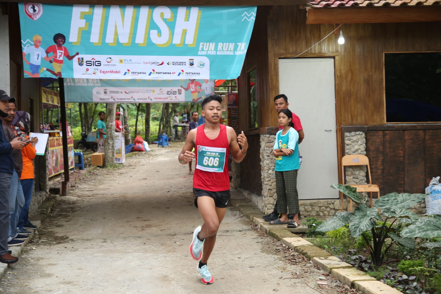 ronggolawe pers solidarity tugu jatim