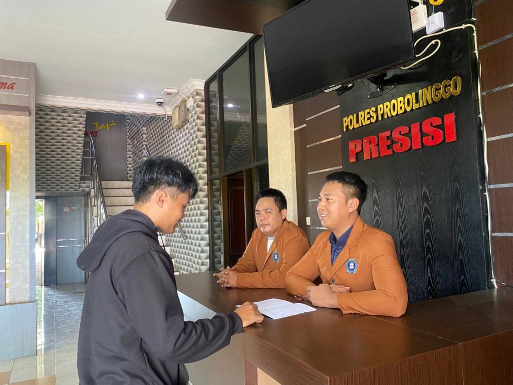 PKL di Polres Probolinggo, Mahasiswa FH Unikama Belajar Layani Masyarakat secara Transparan 10 Mahasiswa FH Unikama.