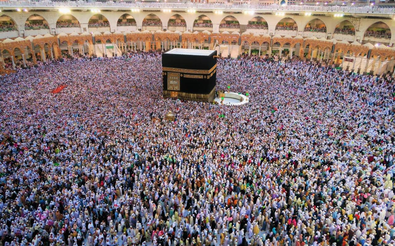 umrah tugu jatim