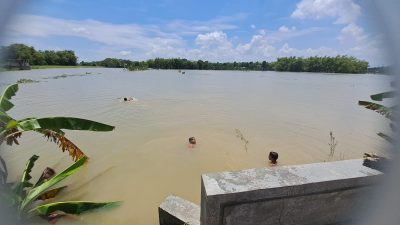 Daerah Aliran Sungai Bengawan Solo Waspada Banjir