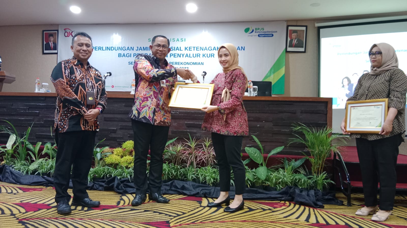 Manfaat Perlindungan Jamsostek Bagi Perbankan Penyalur Kredit Usaha Rakyat