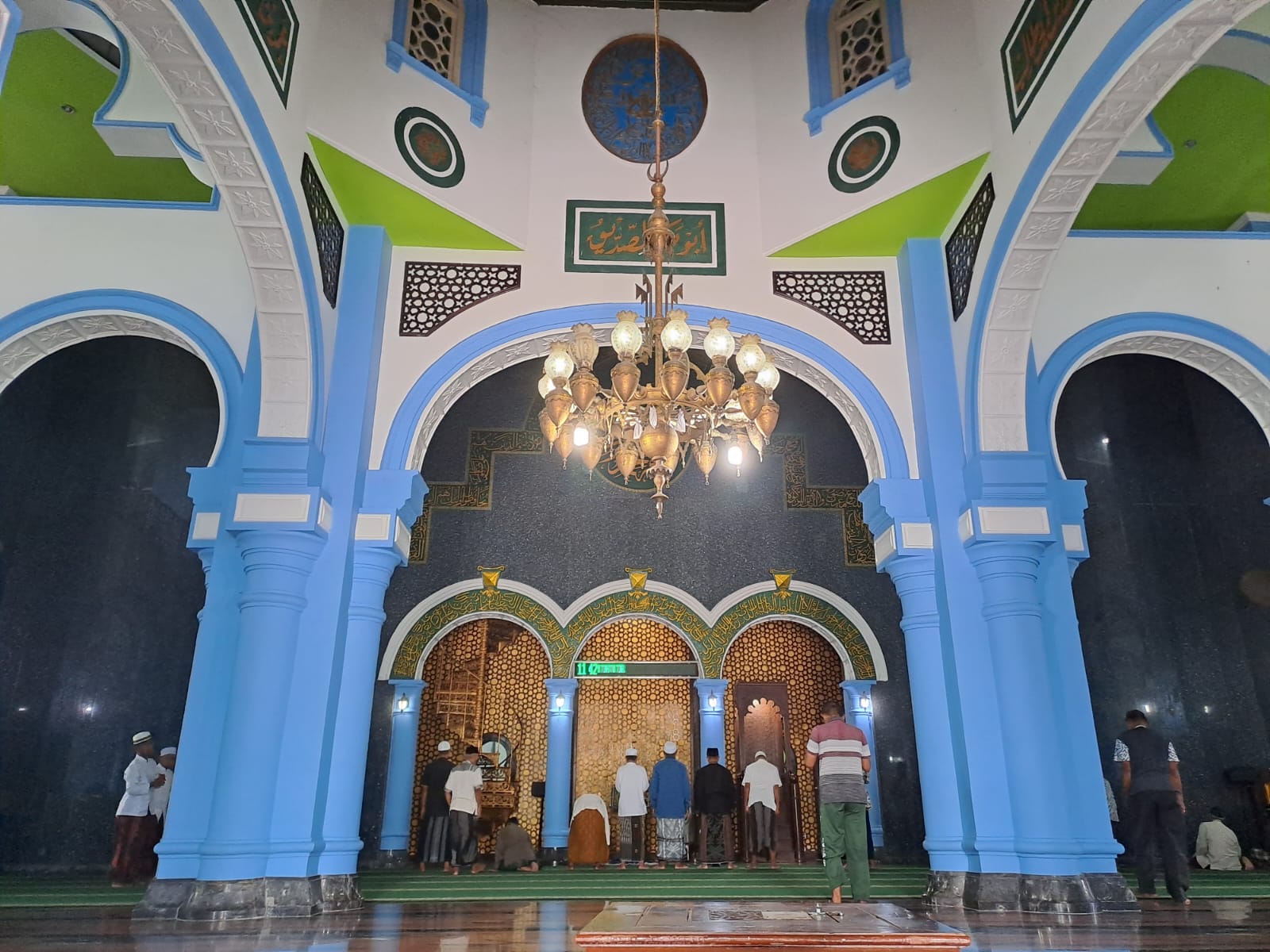 masjid agung tuban tugu jatim
