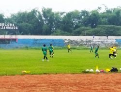 Jelang Porprov Jatim, Atlet Sepak Bola Kabupaten Mojokerto Fokus Genjot Fisik hingga Pressing