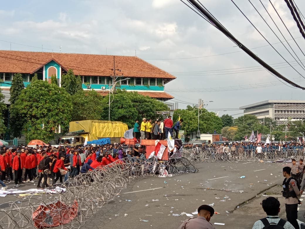 Demo mahasiswa Surabaya.